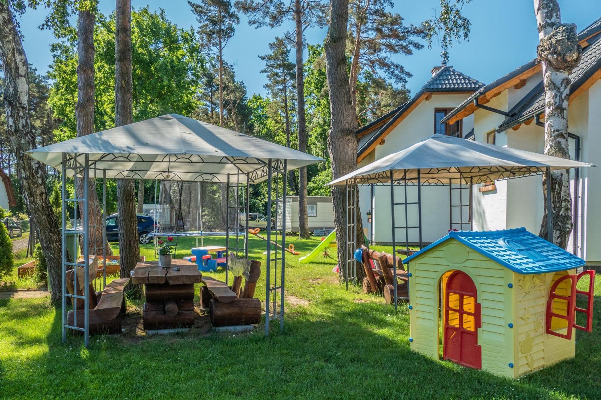 Lesna Chata Jarosławiec Exterior foto